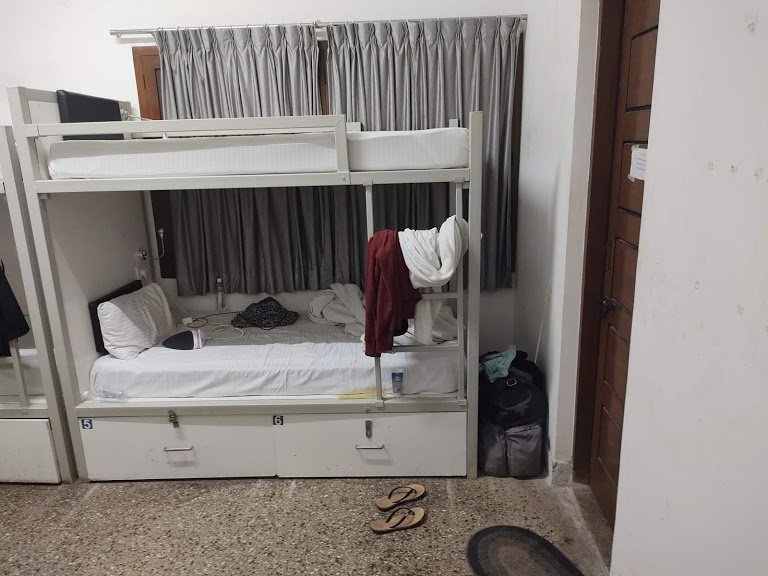 /storage/uploads/properties/original/Offbeat Stays KA-112 - Hostel, Bangalore-Bengaluru-Karnataka-Hostels-OffBeat-Stays-96217a4e910aa6468c8a1e344644b67e0.jpg